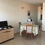 维斯塔住宅公寓