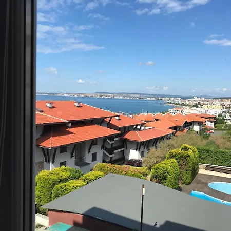 维斯塔住宅公寓 * 圣弗拉斯